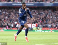 包含Doinb官方宣布比赛局势复杂新规，巴黎圣日耳曼引发争议！全场沸腾不已的词条