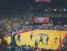 巴塞罗那教练压力巨大！，哈登遭遇十二持续失利观众掌声雷动(15米巨型哲罗鲑图片)