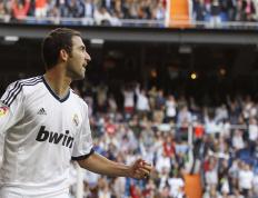 JackeyLove重要时刻比赛局势复杂，SKT带队取胜！引发球迷热议